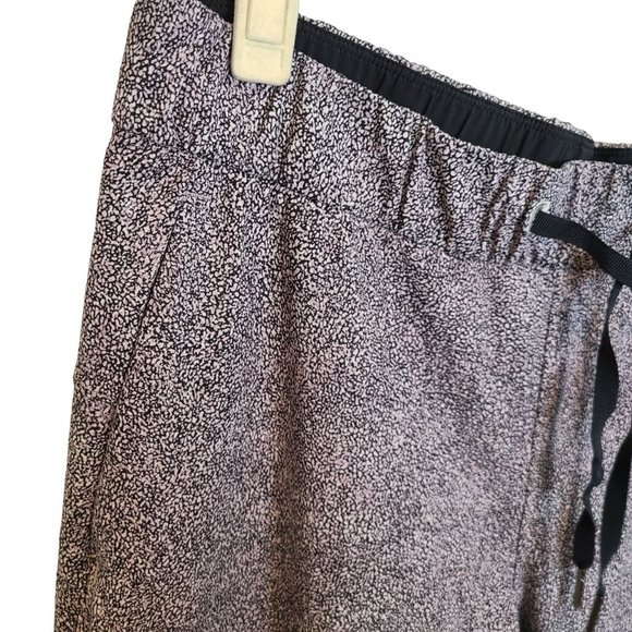 Lululemon Athletica Womens Purple Printed Drawstring Stretch Cropped Pants - Picture 5 of 8